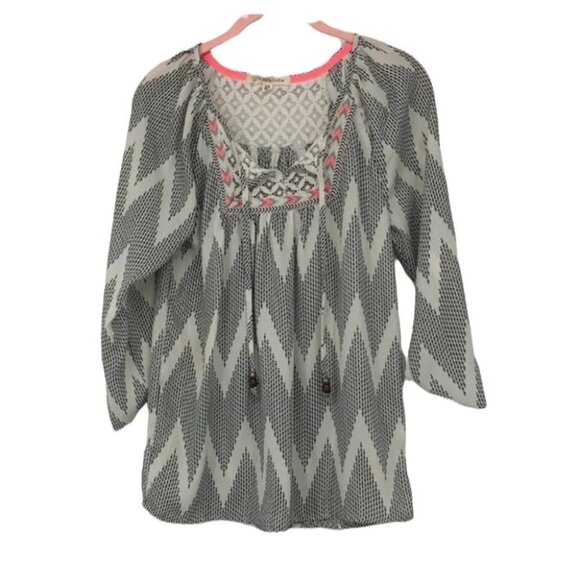 Rewind Creme chevron print peasant blouse with  neon pink pops of color XS - Picture 1 of 15